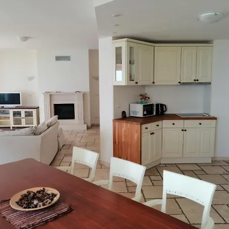 Kaliakria Luxurious Apartment 3 Bedrooms Apartamento