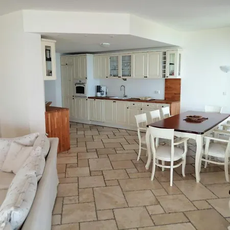 Kaliakria Luxurious Apartment 3 Bedrooms *